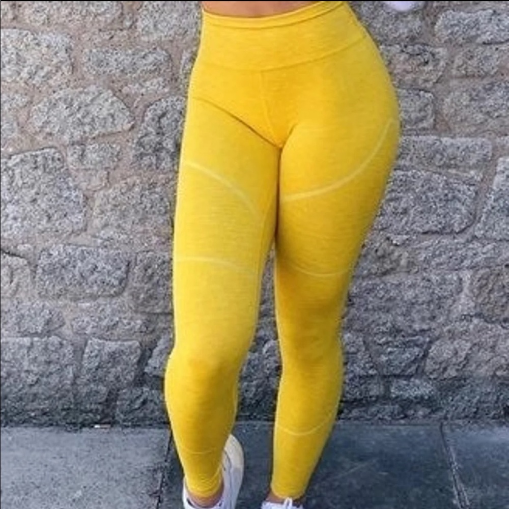 Alphalete leggings
